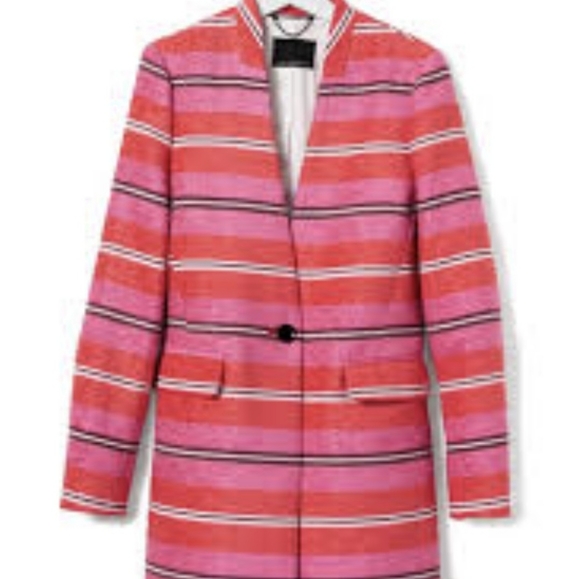 Blazer - Picture 3 of 6